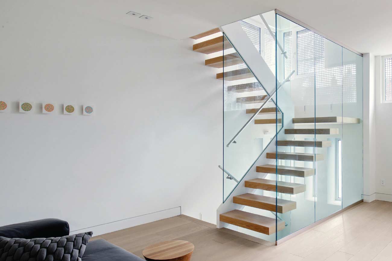 Central Stringer Stairs 2