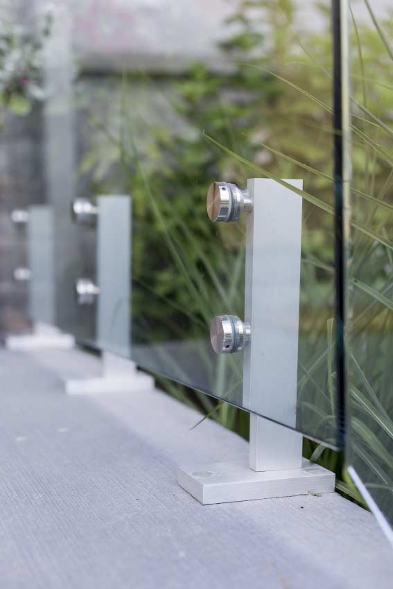 Post Mount Glass Guard 3