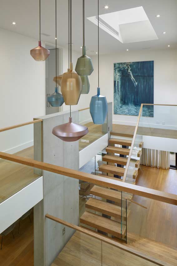 Frameless Glass Guard 3