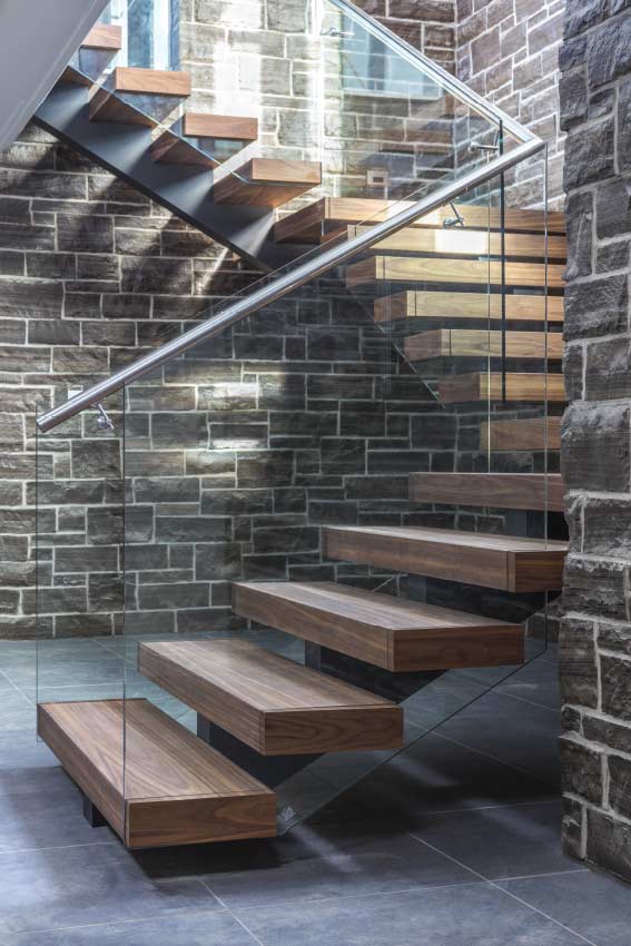 Mono-stringer Stairs 4