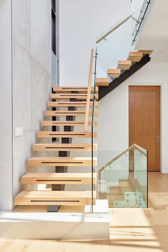 Mono-stringer Stairs 3