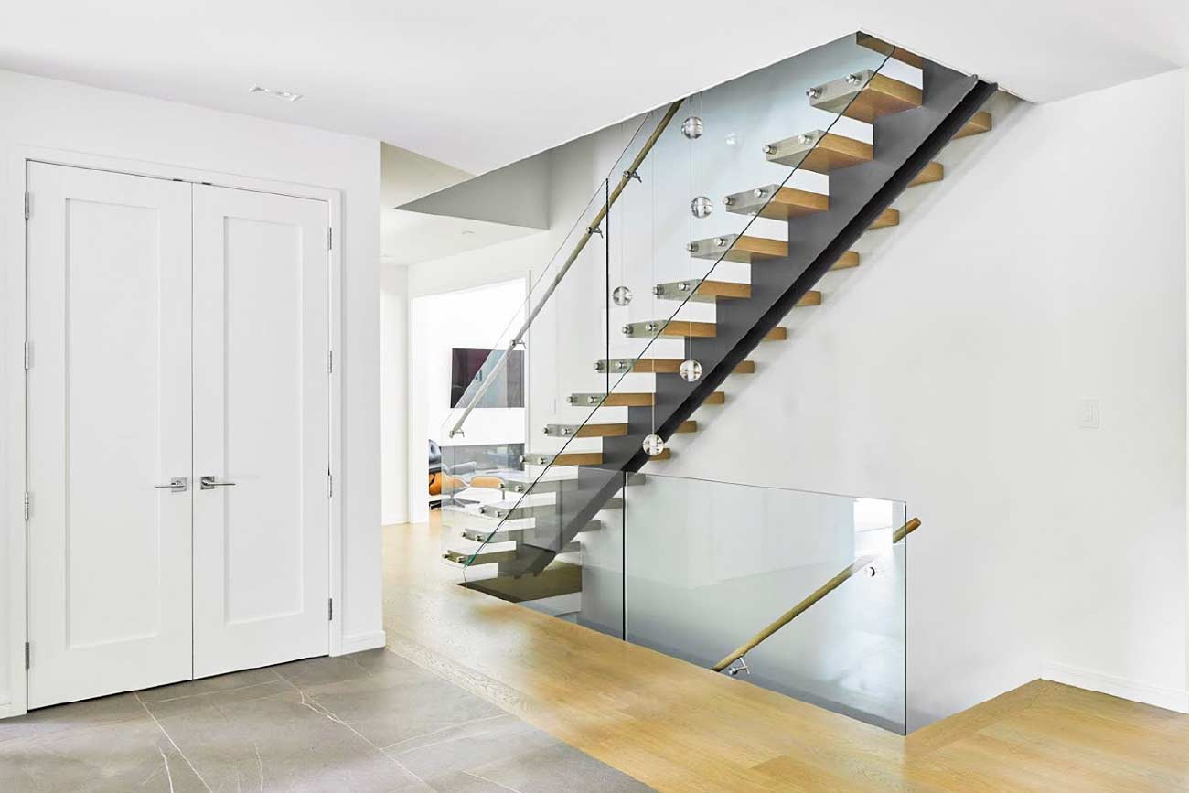 Twin Stringer Stairs 1